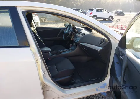 2012 Mazda Mazda3 I Sport z USA, uszkodzony, nr VIN JM1BL1UF5C1592613